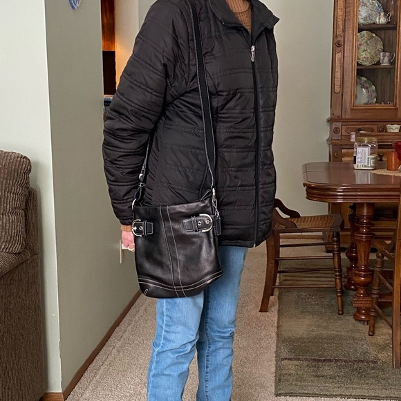 Vintage Coach Crossbody Bag - Picture 5 of 5